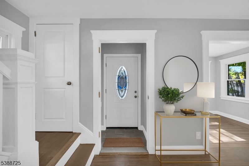 1470 Gaylord Ter