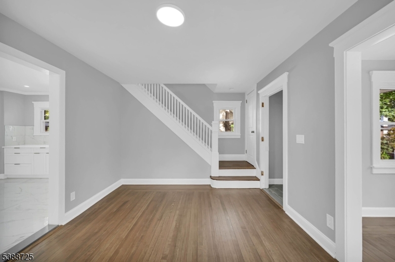 1470 Gaylord Ter