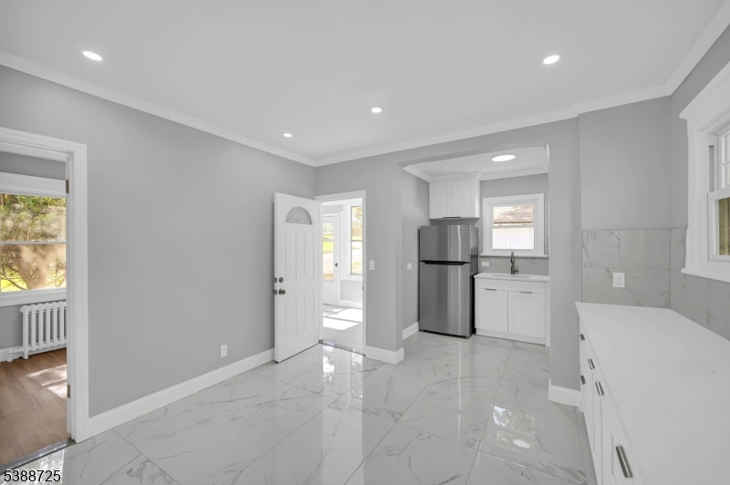 1470 Gaylord Ter