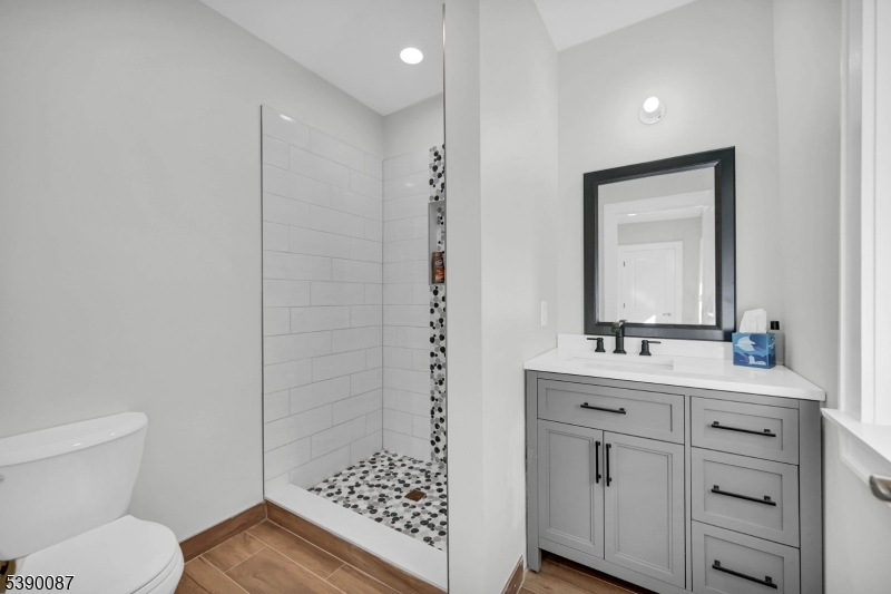 32 Wanaque Rd