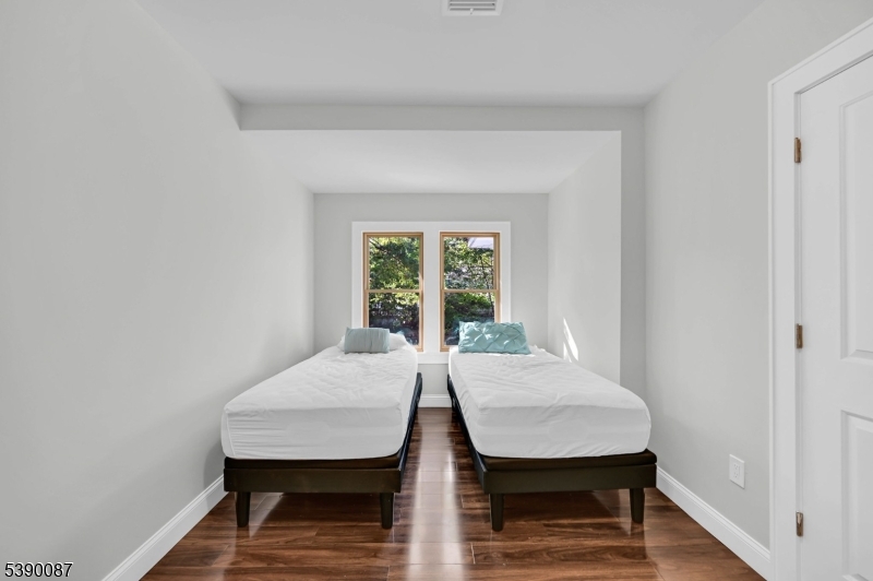 32 Wanaque Rd