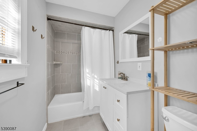 32 Wanaque Rd