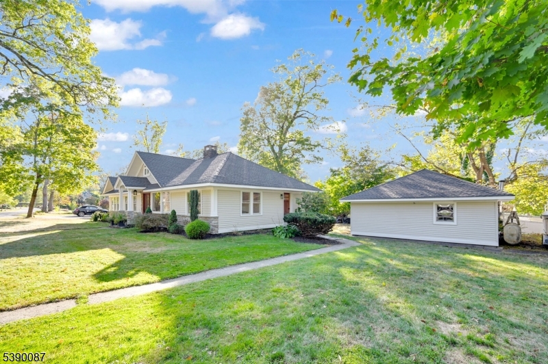 32 Wanaque Rd