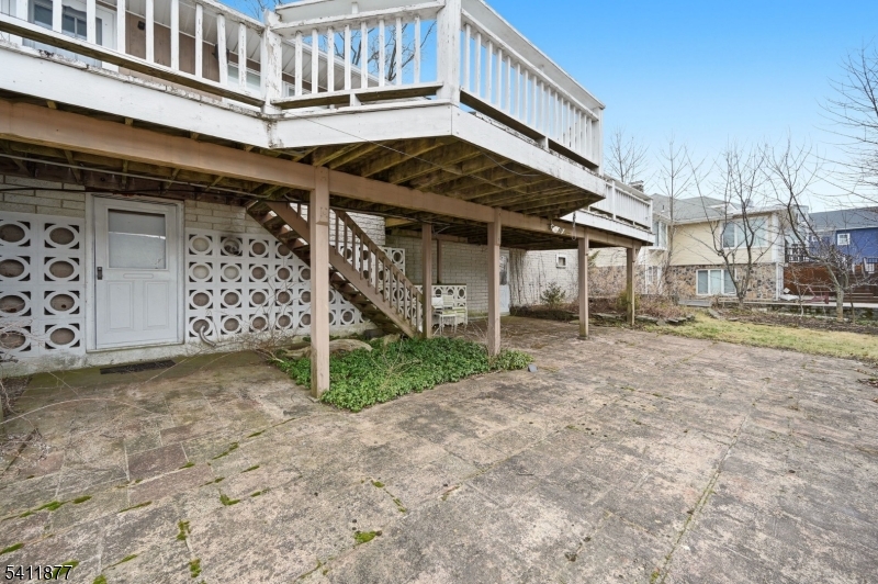 108 Long Pond Rd