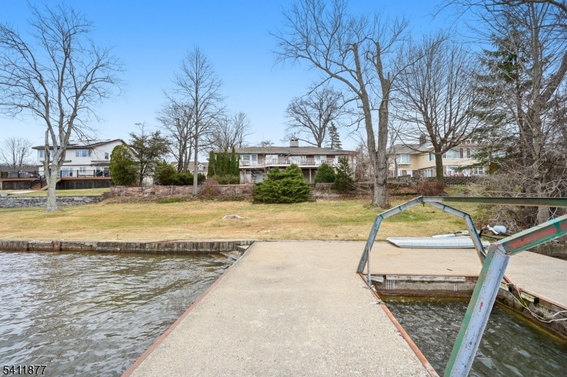 108 Long Pond Rd