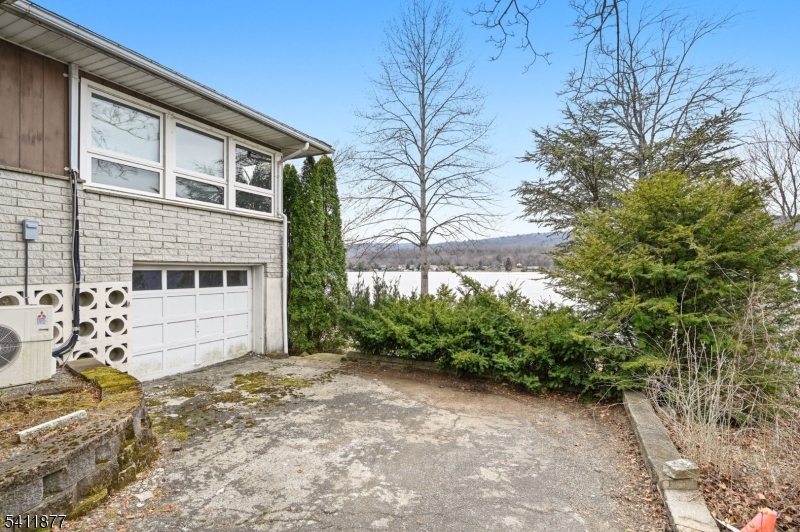 108 Long Pond Rd