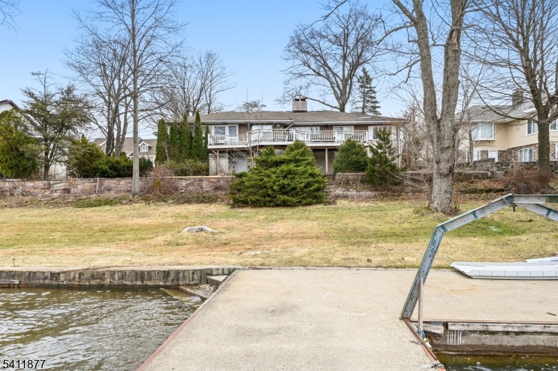 108 Long Pond Rd