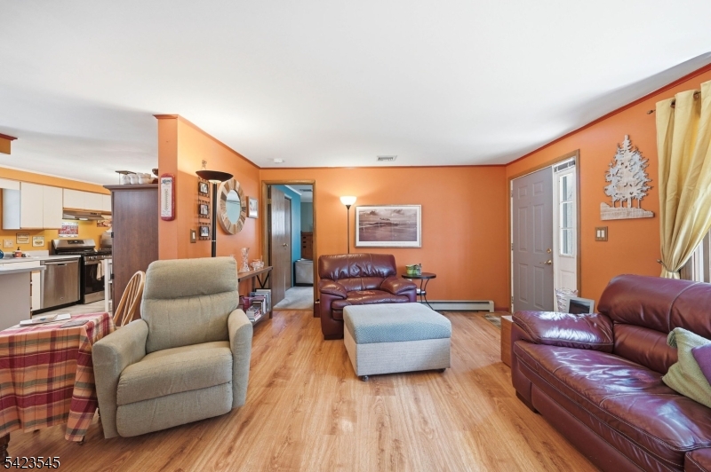 12 Pleasant View Dr