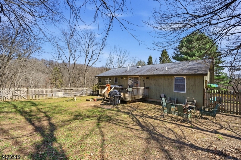 12 Pleasant View Dr