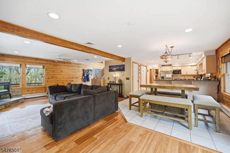 127 Jacobs Rd
