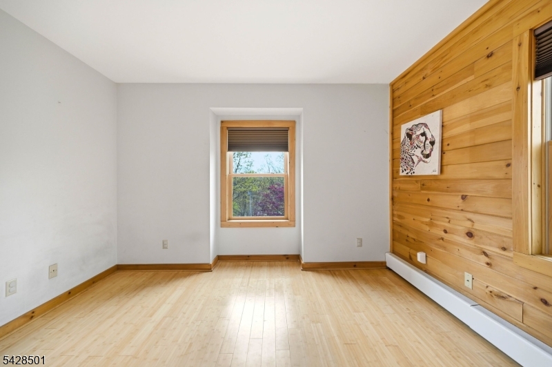 127 Jacobs Rd