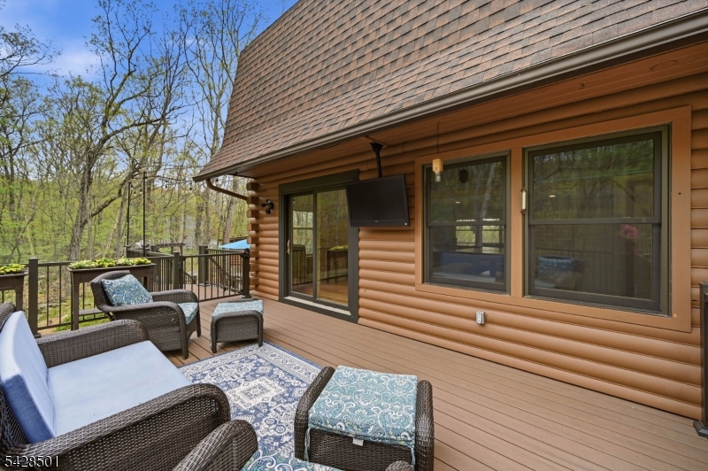 127 Jacobs Rd