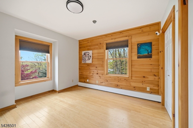 127 Jacobs Rd