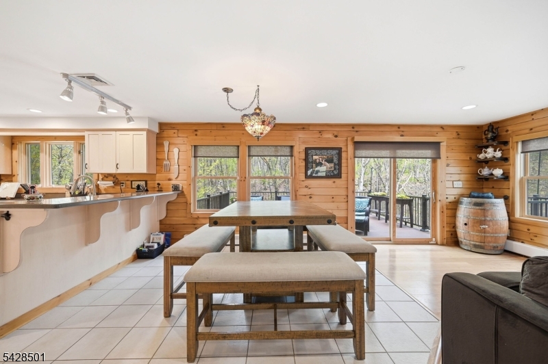 127 Jacobs Rd