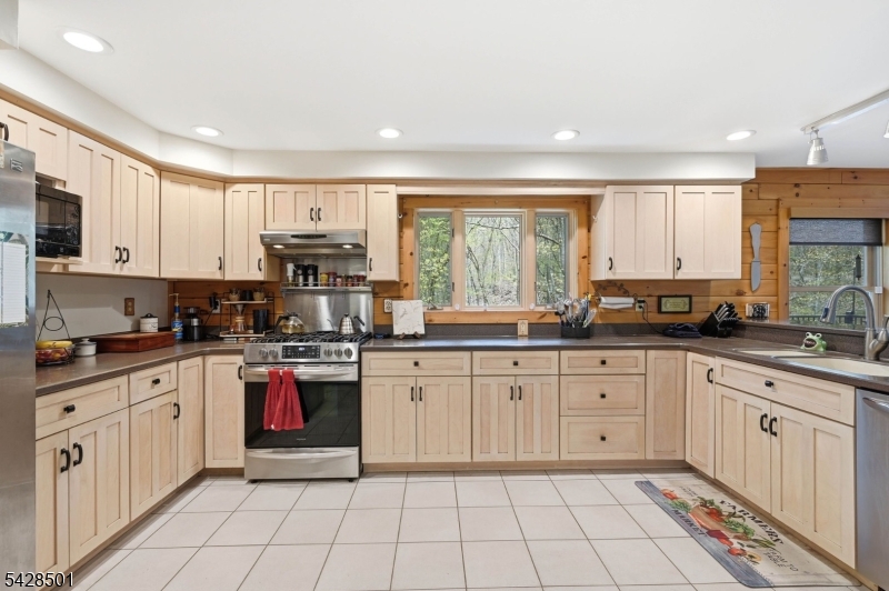 127 Jacobs Rd