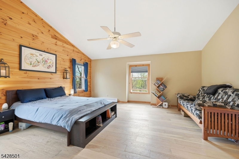 127 Jacobs Rd