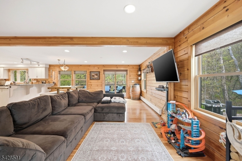 127 Jacobs Rd