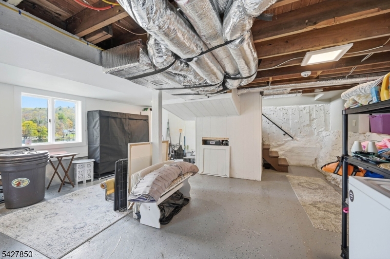 51 Goldfinch Ln