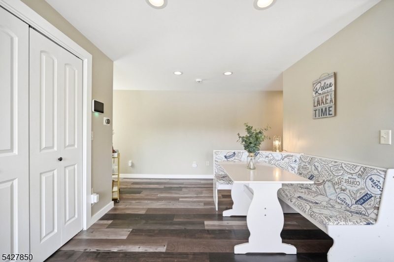 51 Goldfinch Ln