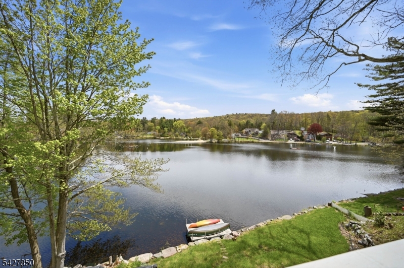51 Goldfinch Ln