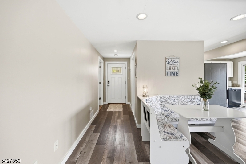51 Goldfinch Ln