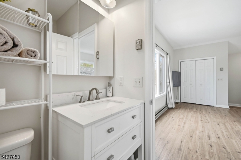 51 Goldfinch Ln