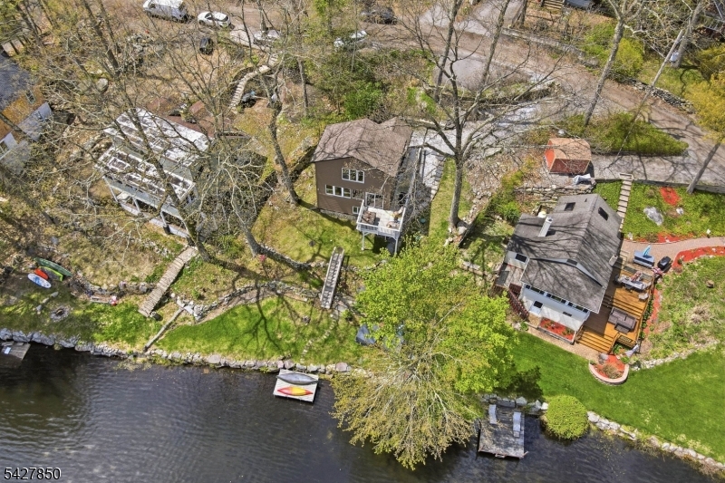 51 Goldfinch Ln