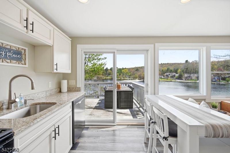 51 Goldfinch Ln