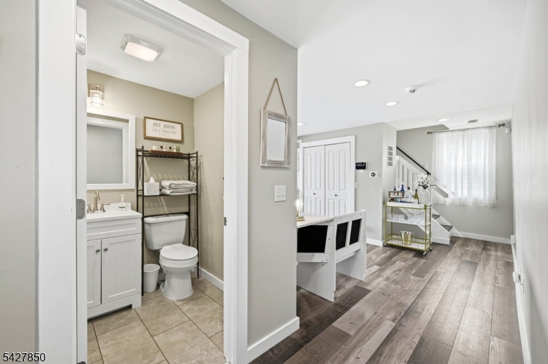 51 Goldfinch Ln