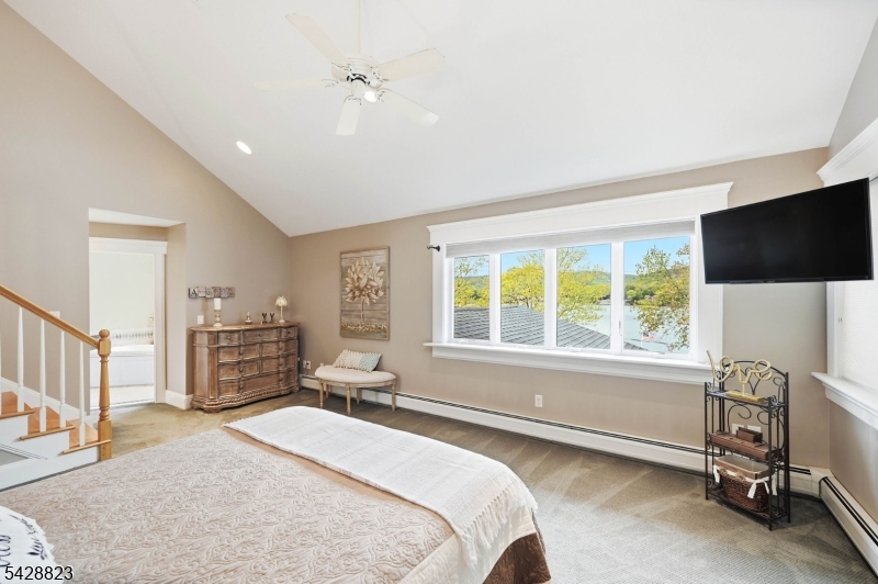 206 Long Pond Rd