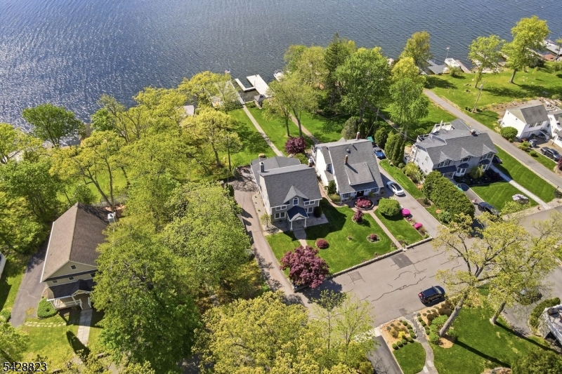 206 Long Pond Rd