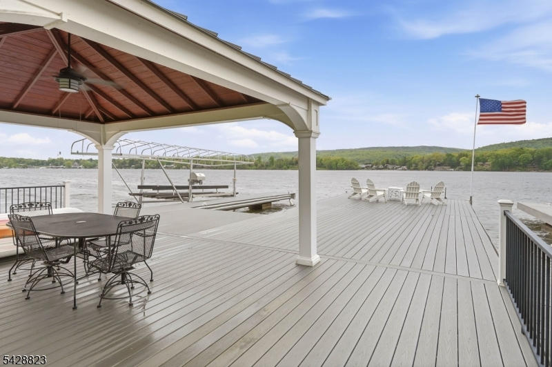 206 Long Pond Rd