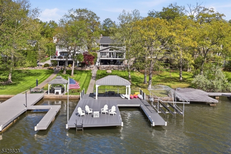 206 Long Pond Rd