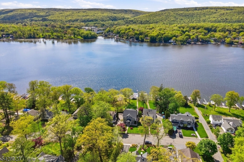 206 Long Pond Rd