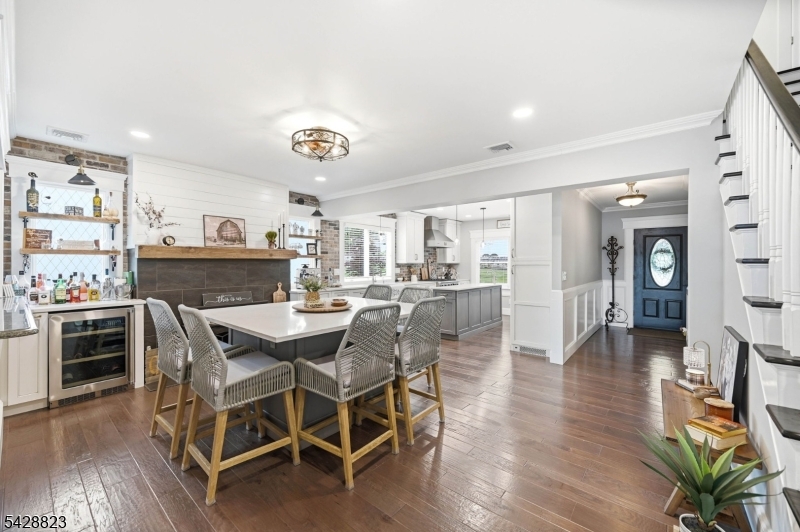 206 Long Pond Rd