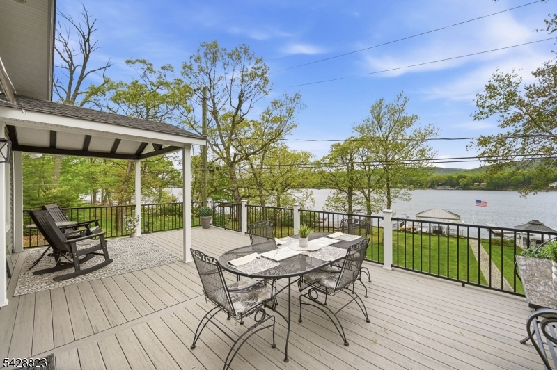 206 Long Pond Rd