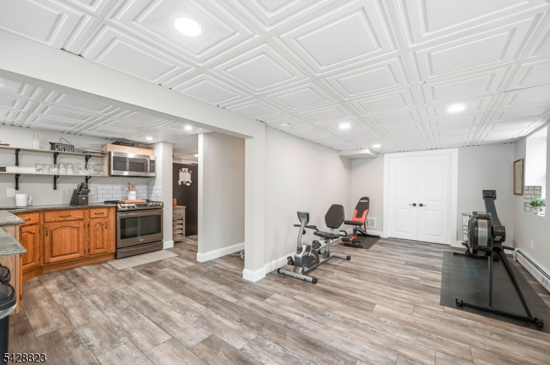 206 Long Pond Rd