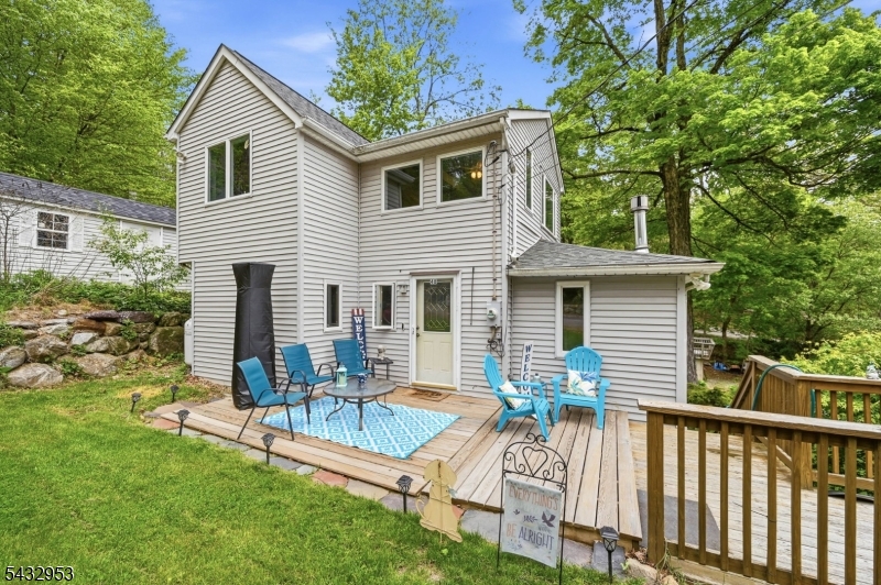 48 Goldfinch Ln