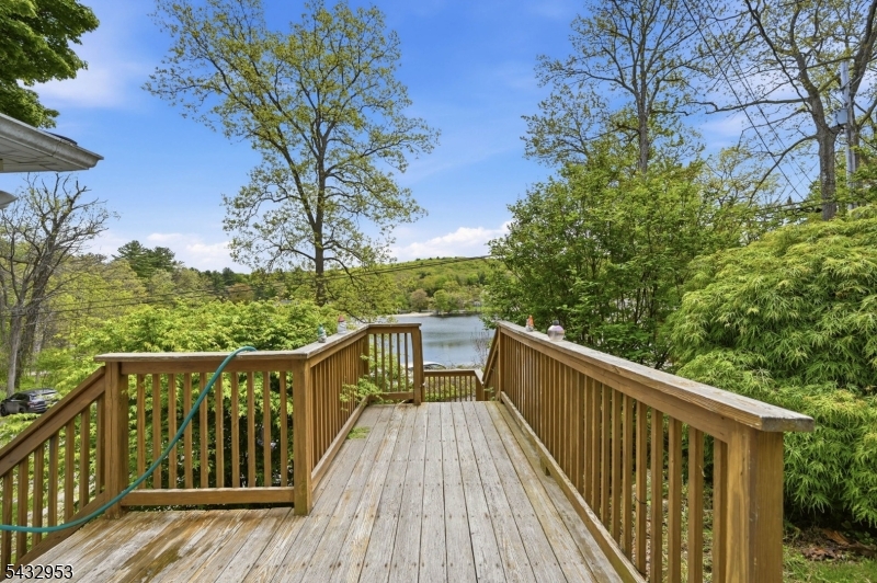 48 Goldfinch Ln