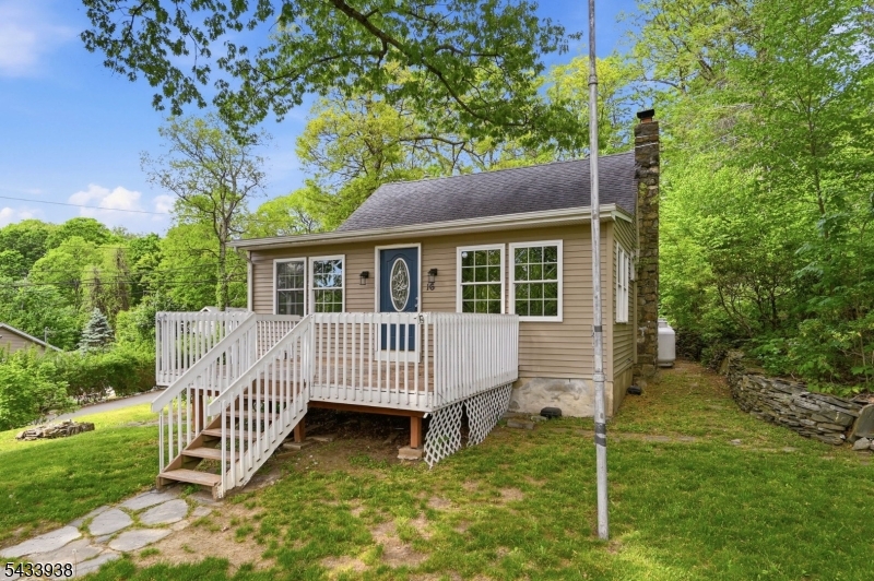 16 Morsemere Rd