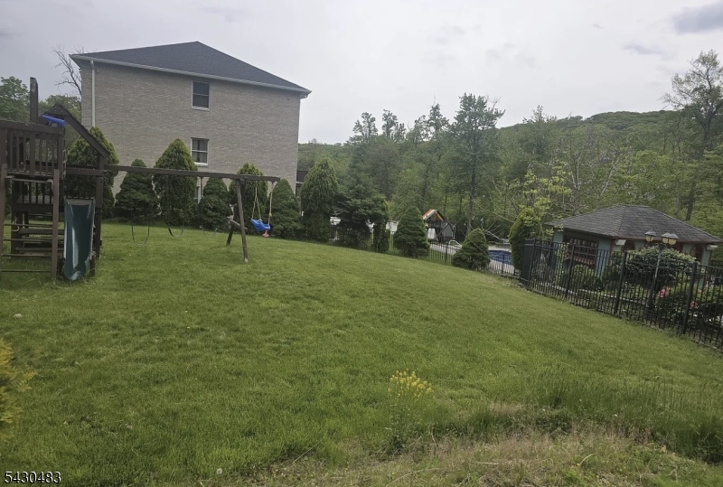 77A Taylortown Rd