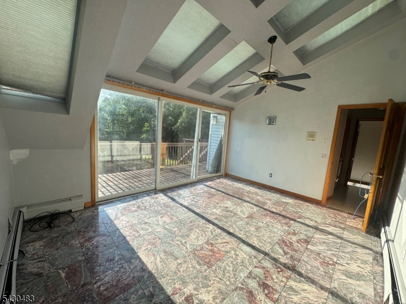 77A Taylortown Rd
