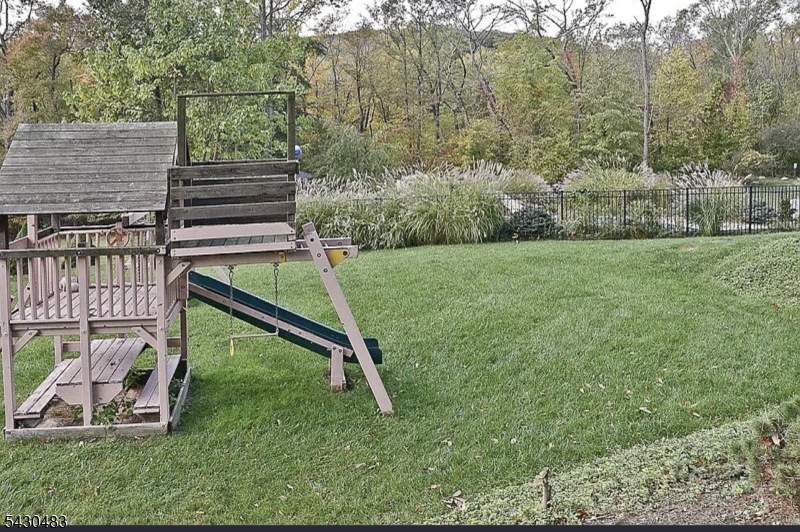 77A Taylortown Rd
