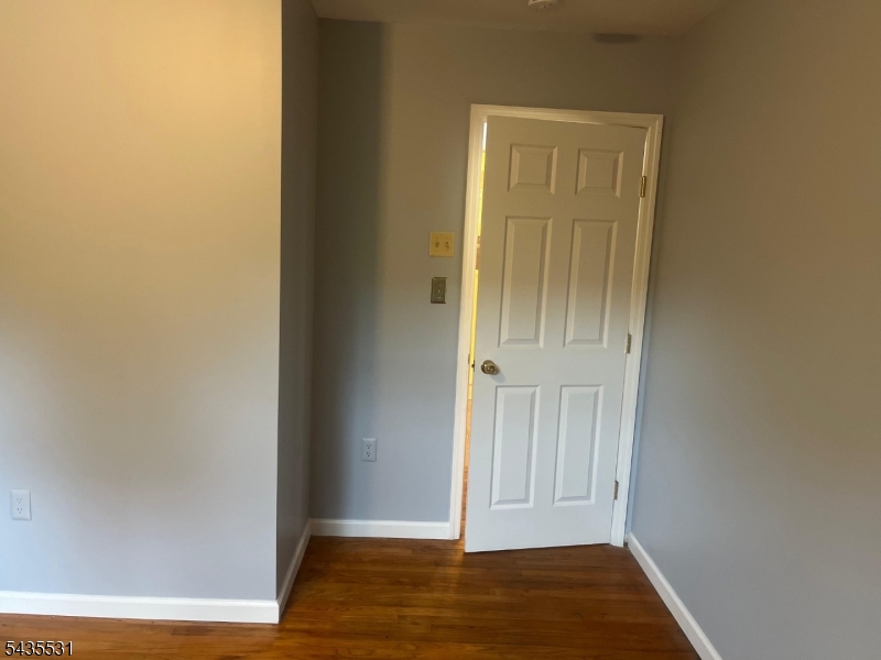 48 E Shore Dr