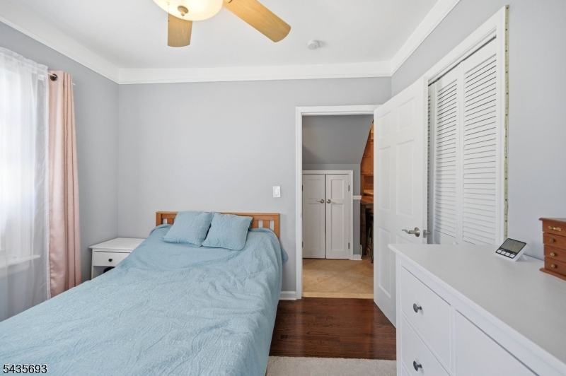 13-33 George St 2X