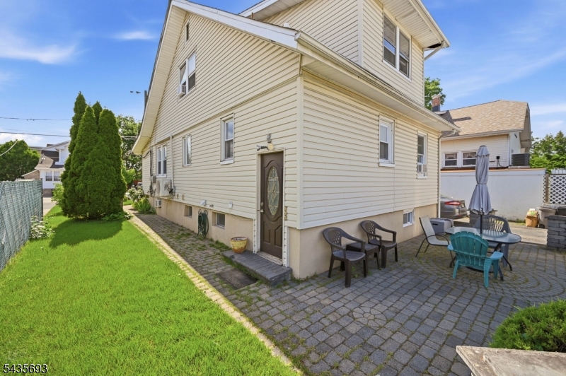 13-33 George St 2X