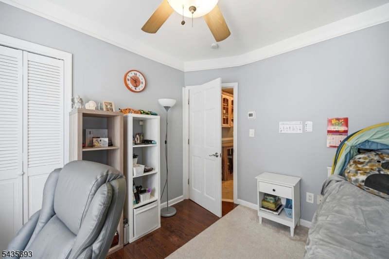 13-33 George St 2X
