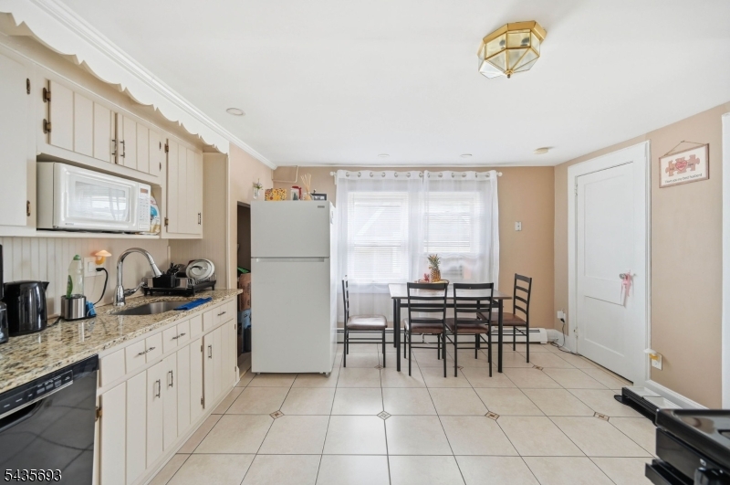 13-33 George St 2X