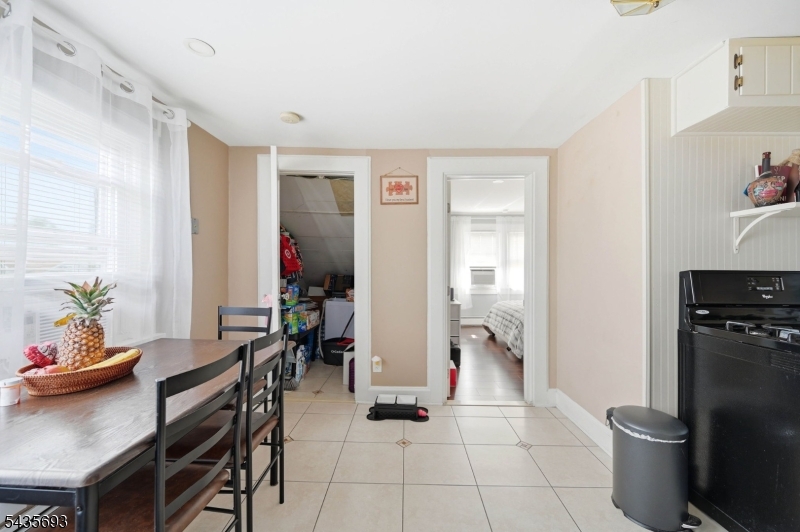 13-33 George St 2X
