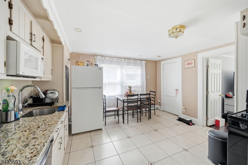 13-33 George St 2X